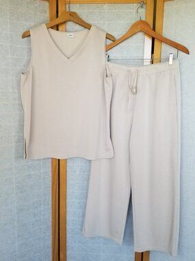 XIEERDUO Women's L Khaki Lounge Sets 2 Piece Outfit Sleeveless Top and Pants